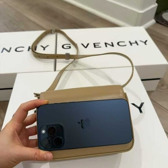 NWT Authentic Givenchy  Box Calfskin Small 4G Shoulder Bag Beige - Picture 3 of 11